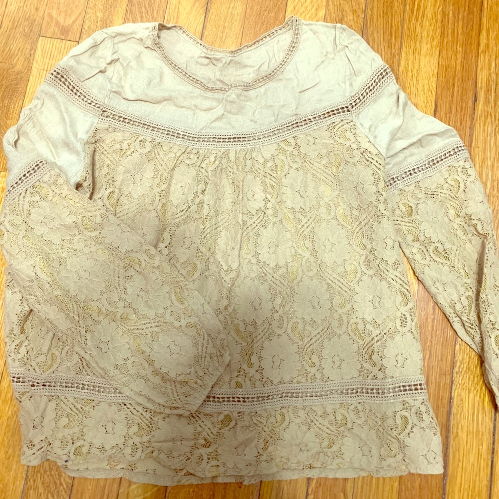 Brand new, lace blouse, made in Italy!